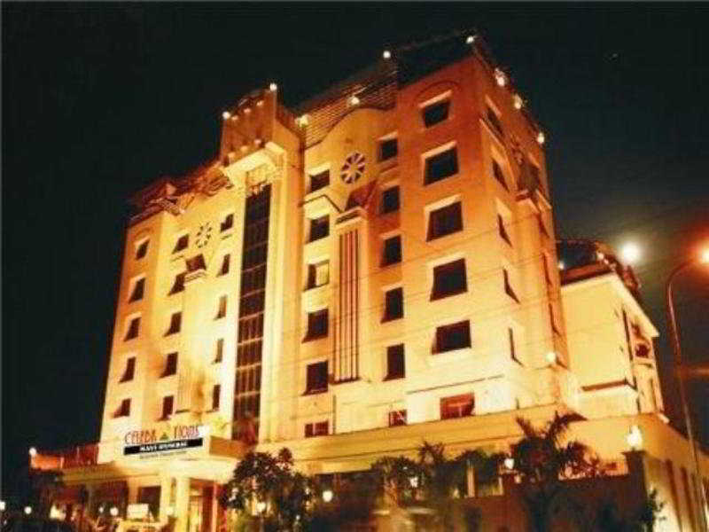 Celebrations Hotel Navi Mumbai Exterior foto