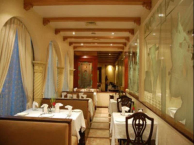 Celebrations Hotel Navi Mumbai Exterior foto